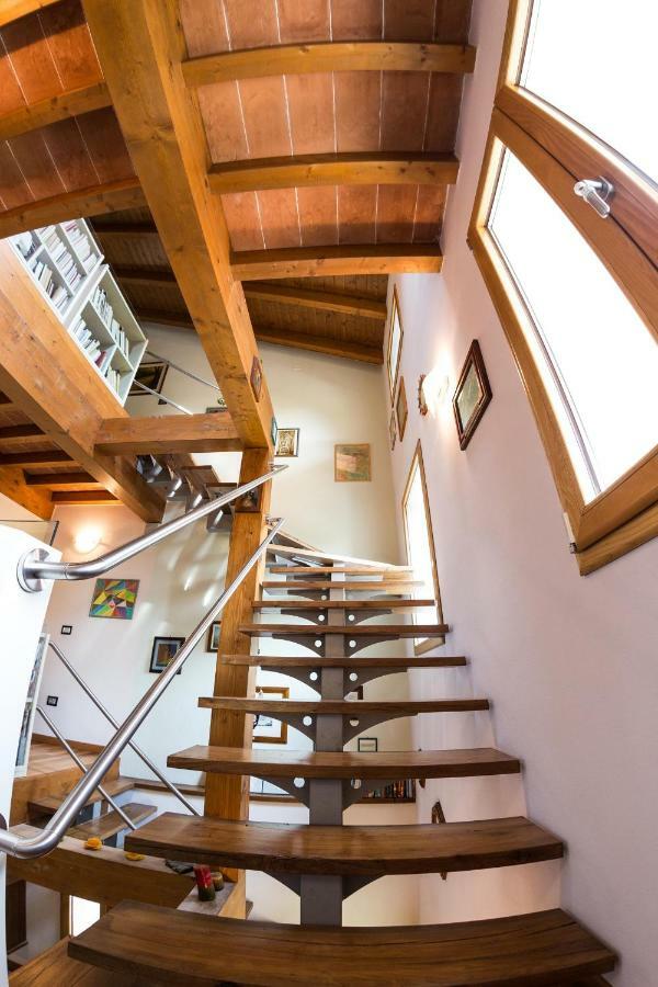 לינה וארוחת בוקר סקנדיאנו La Piccola Torre מראה חיצוני תמונה